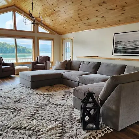 Three Horizons Retreat By Avada Properties